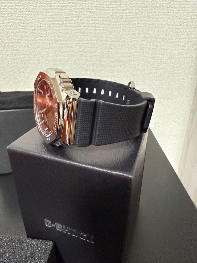 【美品】GーSHOCK 2100シリーズ/GM-2100-1AJF