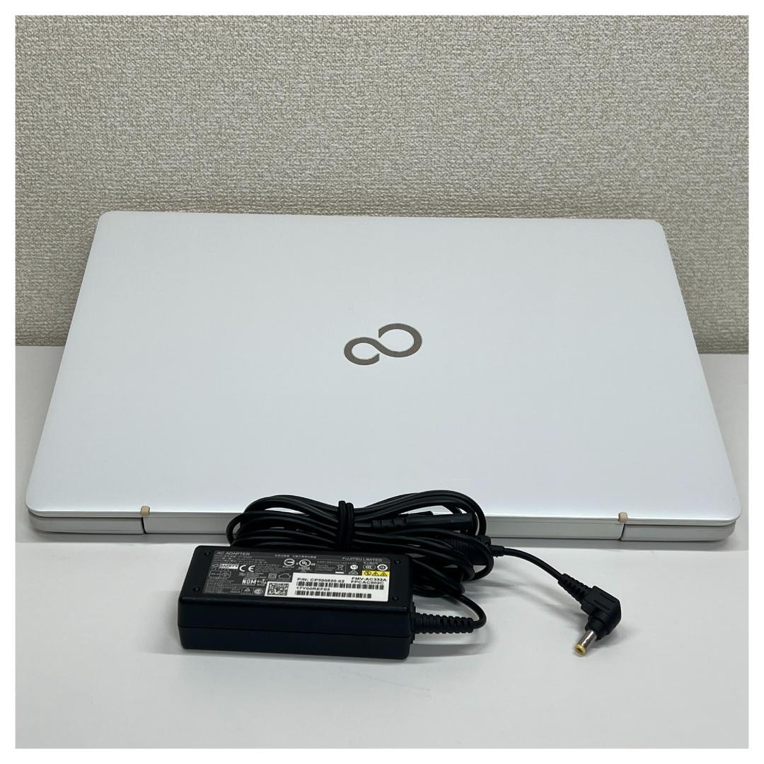 富士通 ノートパソコン Windows11 Core i7 SSD 2017