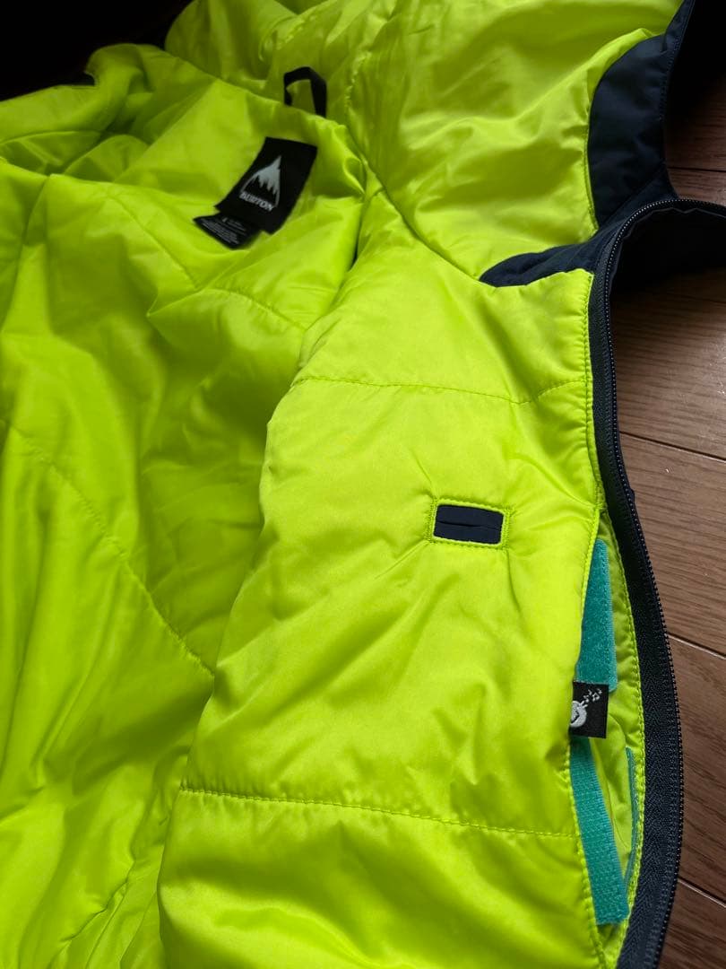 BURTONスノーボードジャケット(キッズ)＋おまけパンツ
