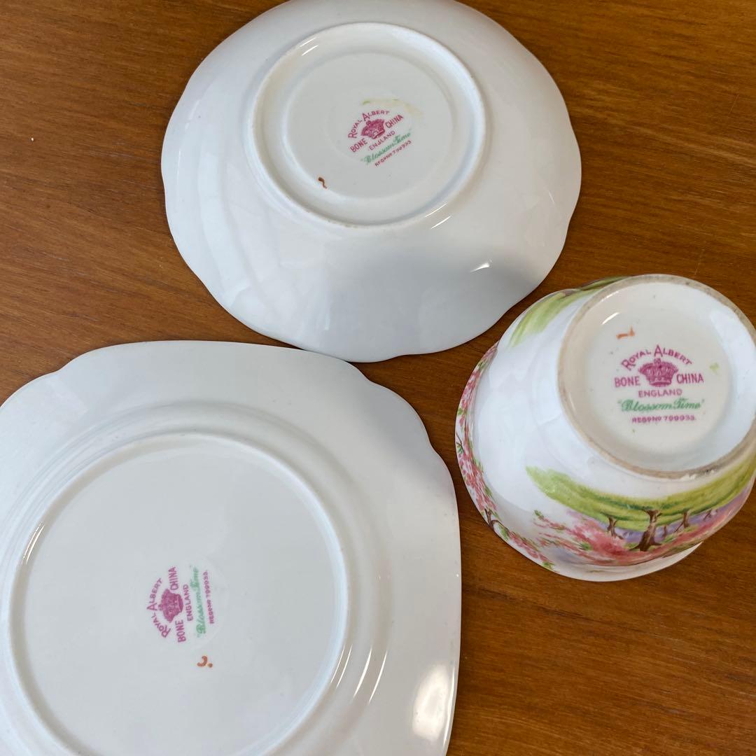 【特価ラスト1点】ロイヤルアルバート　ブロッサムタイム　カップ　ソーサー　トリオ