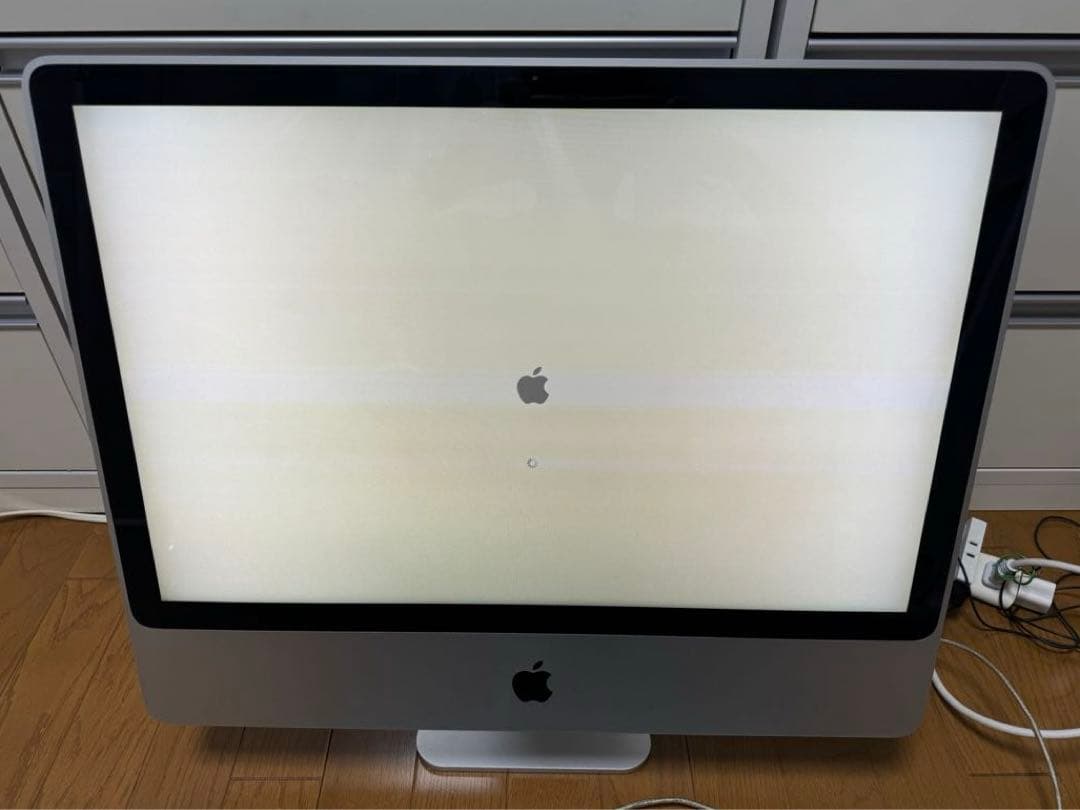 iMac 24インチ Early 2008ジャンクSSD256GB換装