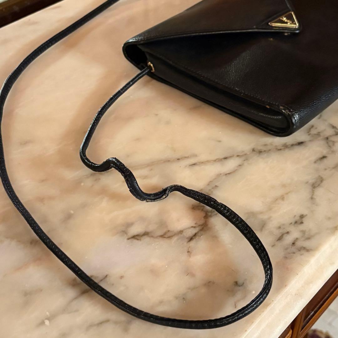 イヴ・サンローラン　ショルダーバッグ