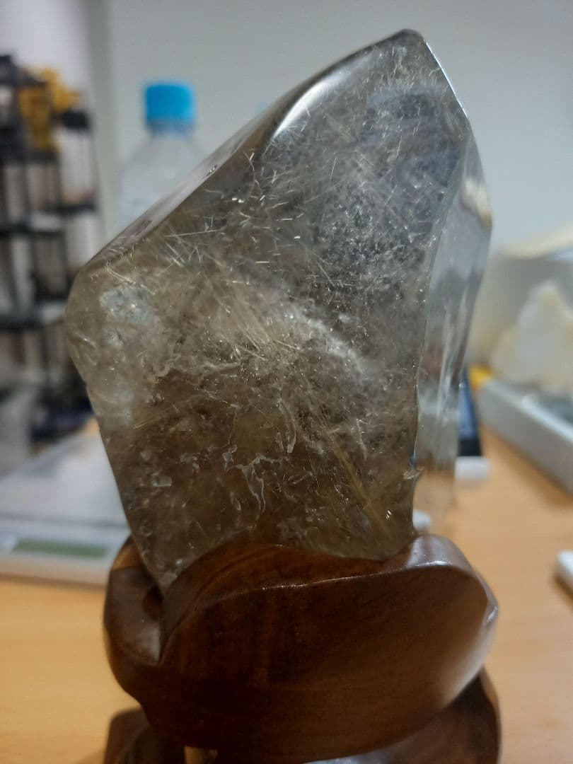 ルチルクォーツ　麒麟　彫り物　ルチルクォーツ水晶部分75×95ミリ　早く売り切り