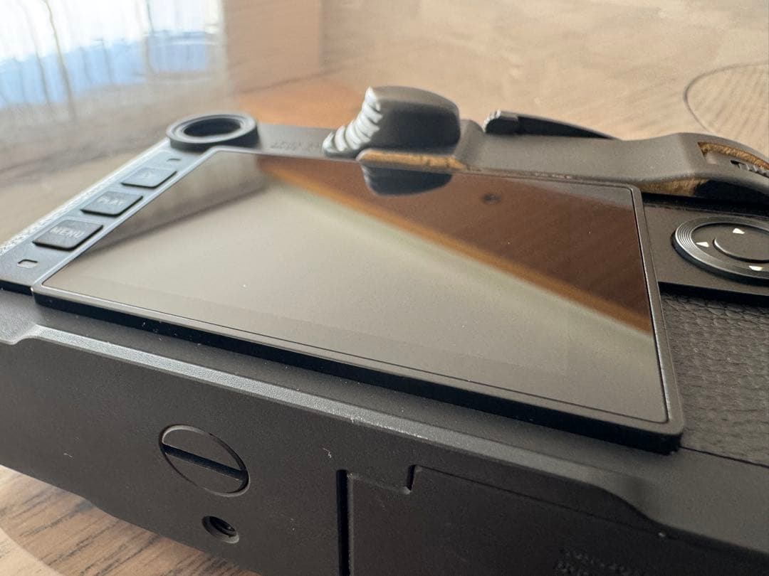 Leica ライカ M10 モノクローム　グリップ　予備バッテリー付き