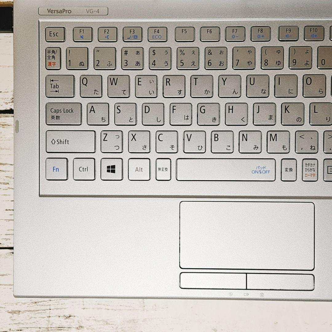 タッチパネルで操作OK♪第8世代Core i5 タブレットPC SSD