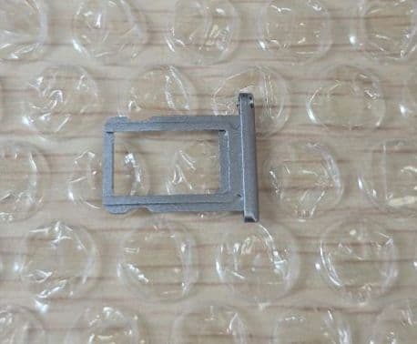 ま*ん様 比較的美品◼️iPad mini 4◼️128GB◼️バッテリー極良品