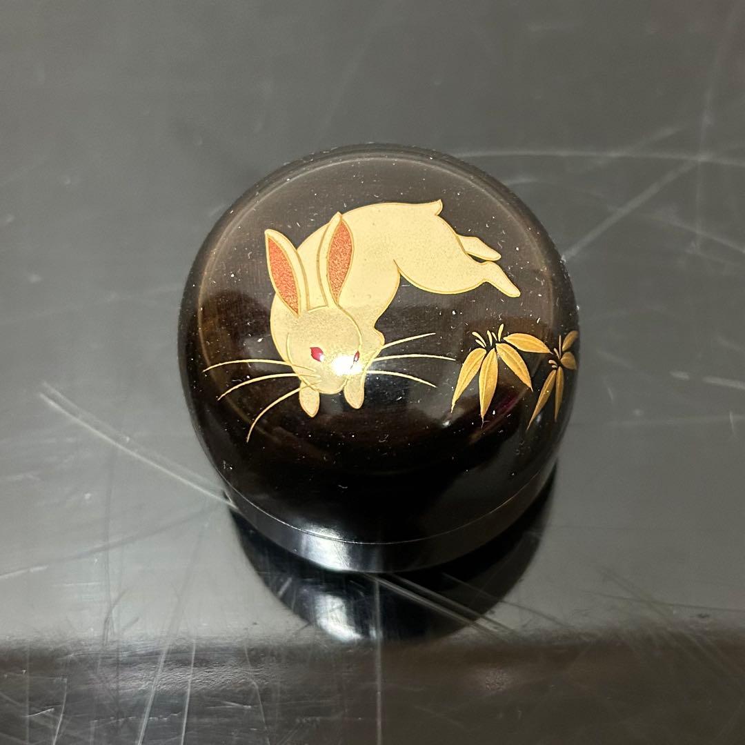 跳兎蒔絵面取丸香合　茶道具懐石鵬雲斎坐忘斎淡々斎即中斎而妙斎棗水指茶杓水屋茶碗釜