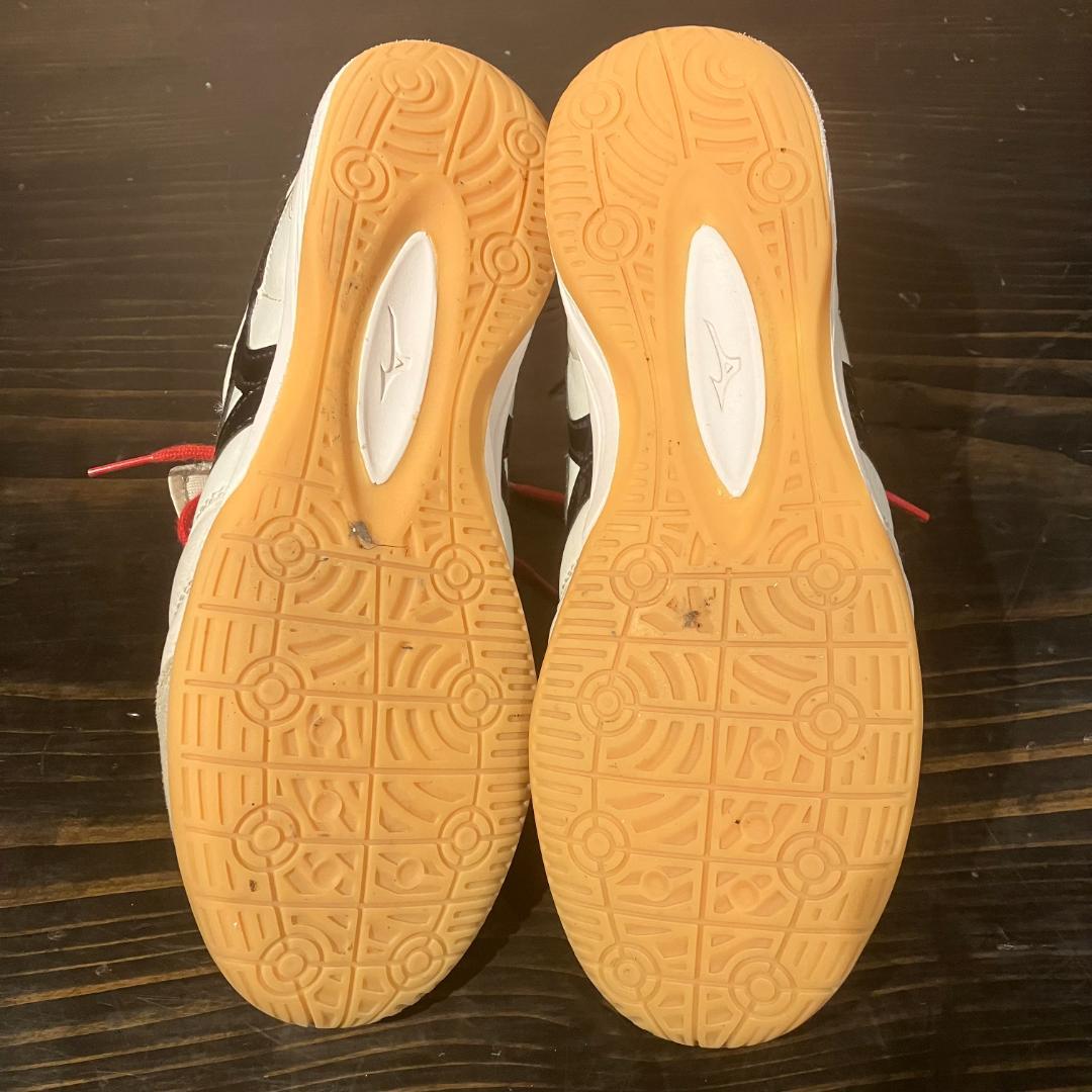 MIZUNO　フットサルシューズ　MORELIA　白/黒/赤　25.5cm