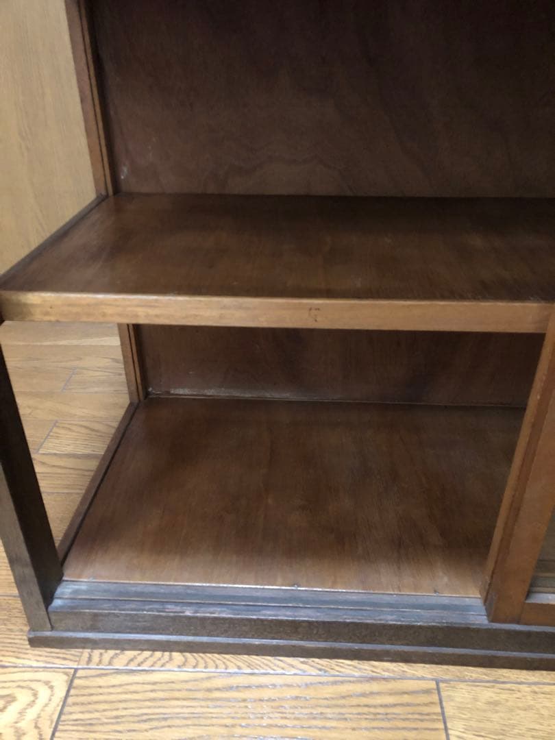 昭和レトロ古家具　ガラス3面仕様　飾り棚　ディスプレイ棚　収納棚