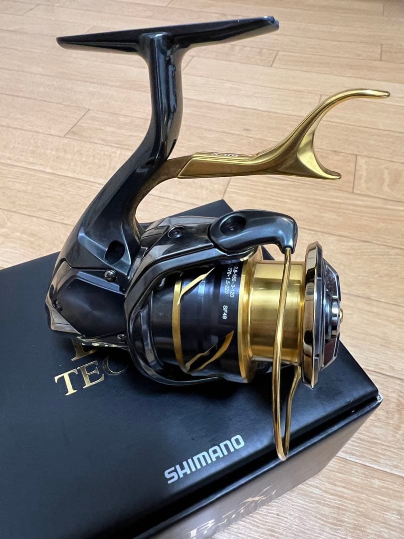 【VELL】シマノ21BBX テクニウム 2500DXXG SL(左)