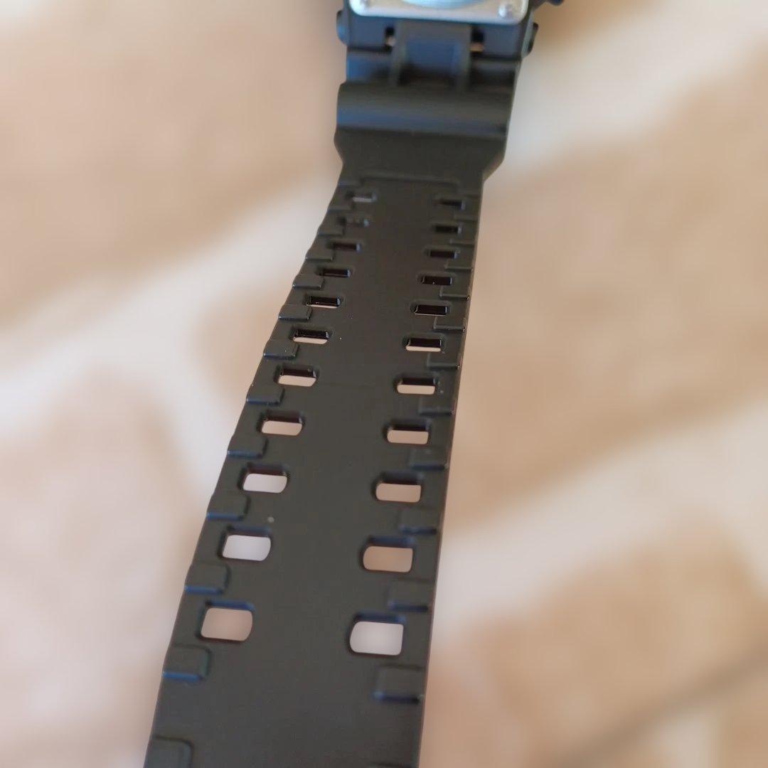 CASIO G-SHOCKジーショック腕時計 ゴールド&ブラック 人気爆発中