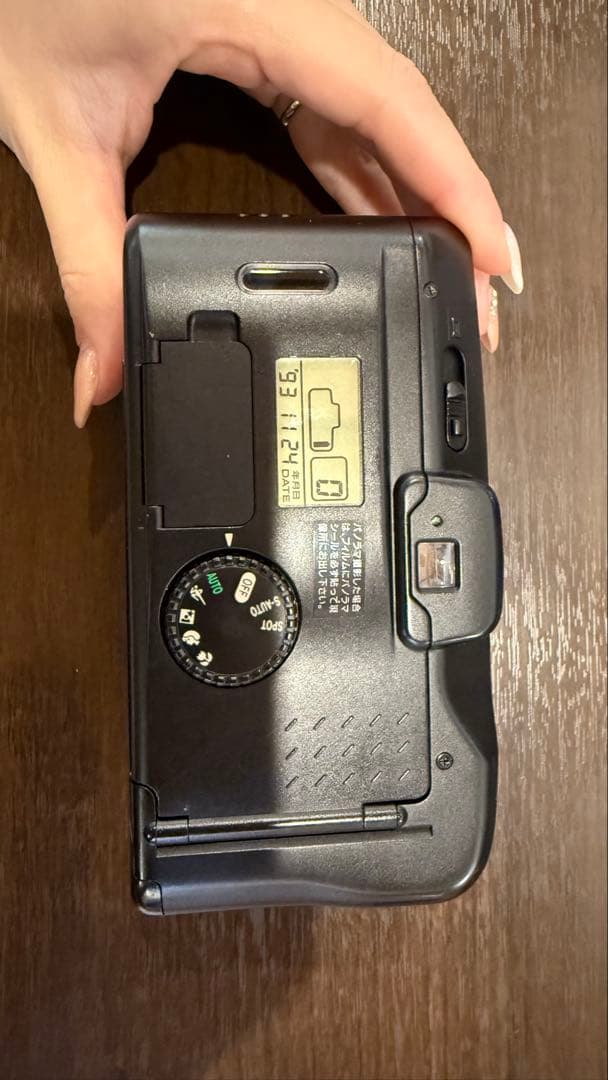 SONY α7Ⅳ ミラーレス一眼カメラ（レンズ付）おまけでフィルムカメラも