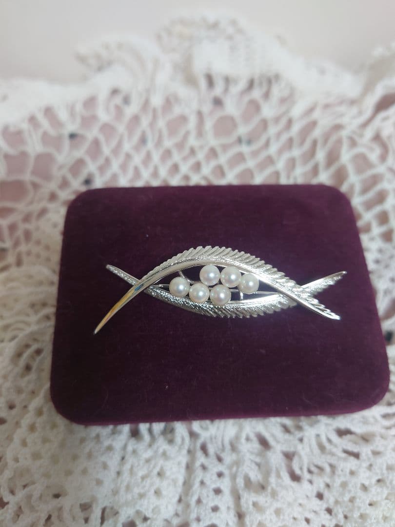 〈極美品〉MIKIMOTO シルバー希少ベビーパール あこや 真珠 ブローチ