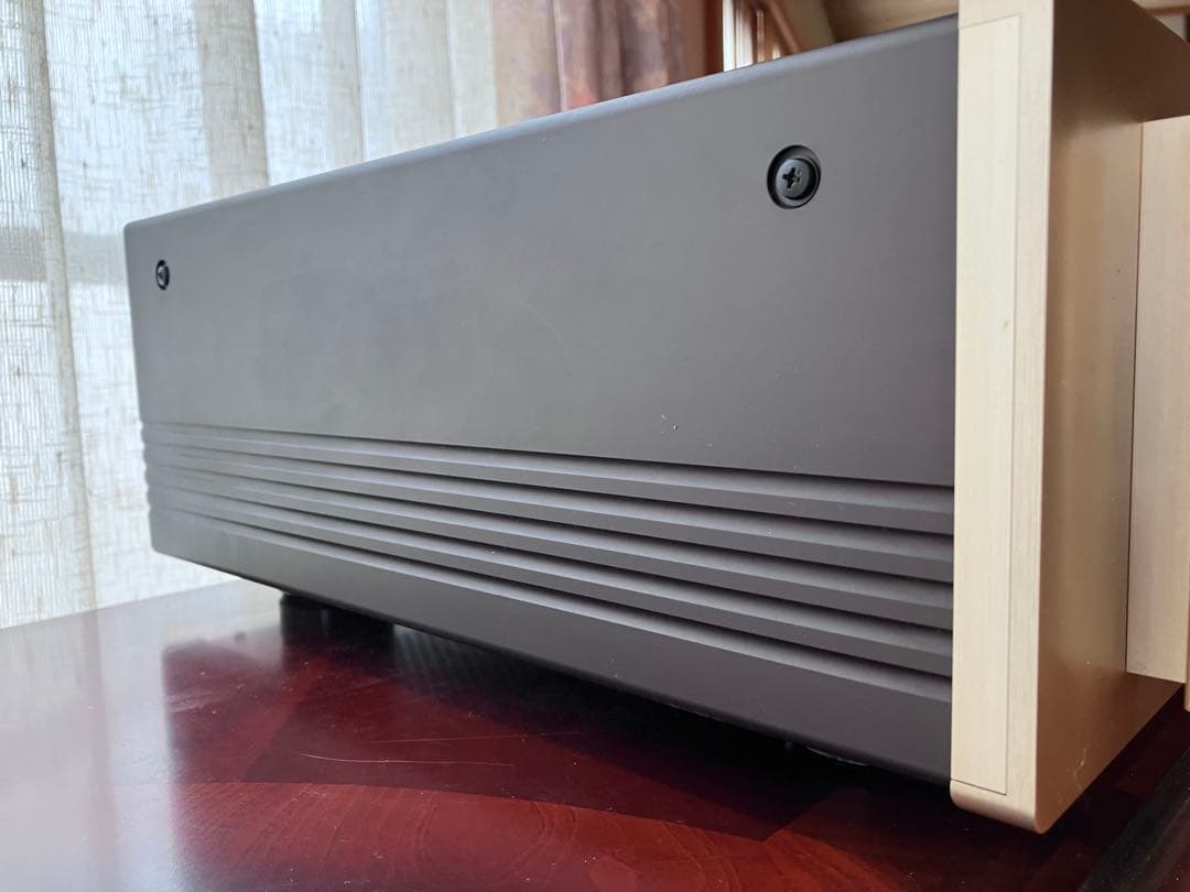 「ロイヤルドルトン」Accuphase P-350 ステレオパワーアンプ