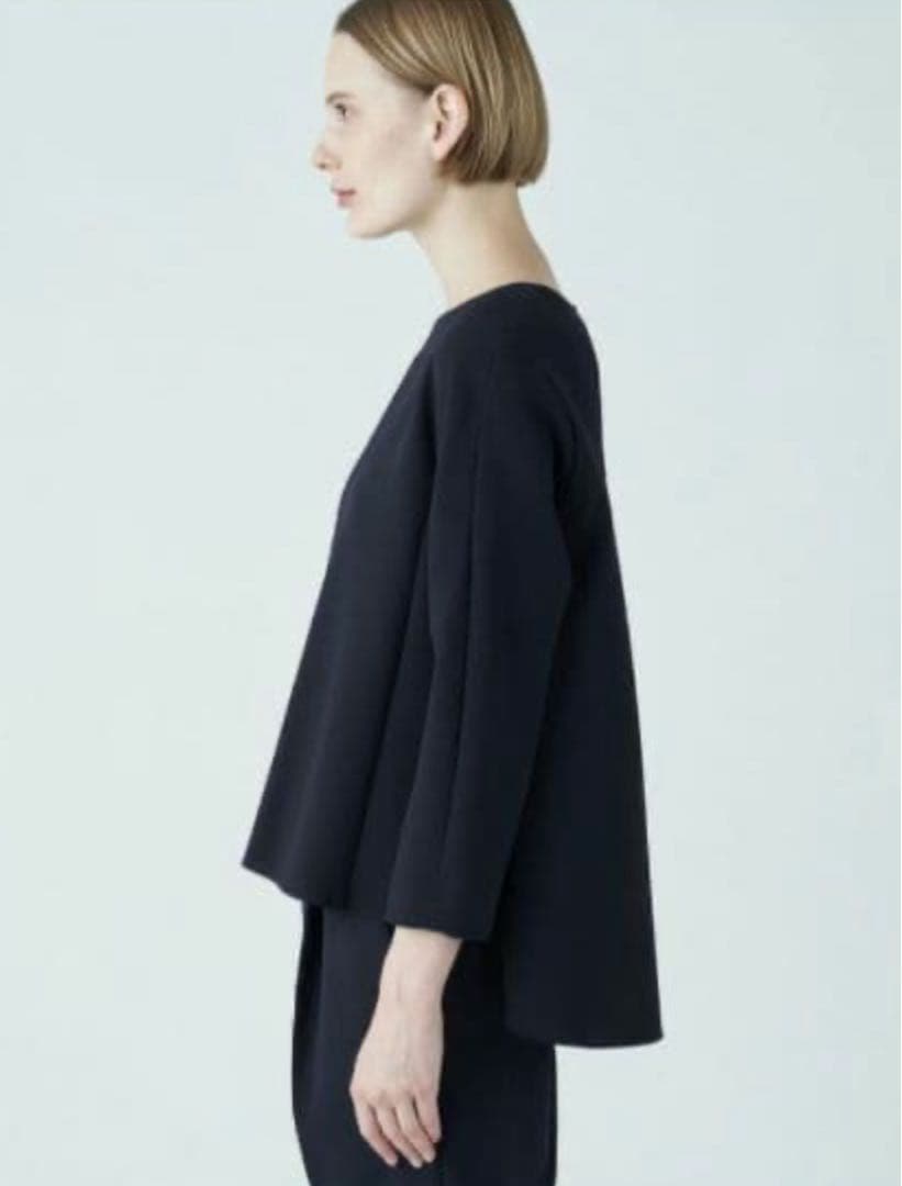 TOMORROWLAND　ドライダブルクロス クルーネックプルオーバー　ネイビー