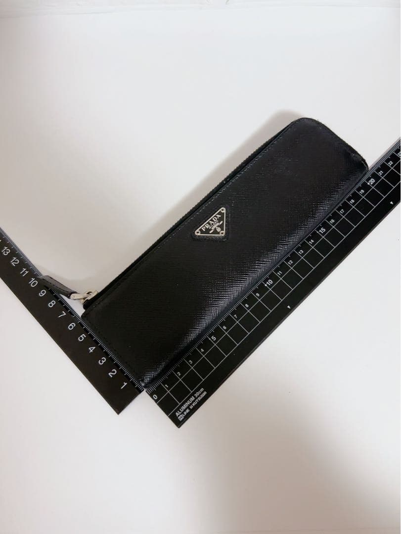 プラダ　PRADA ペンケース　黒　ブラック　三角ロゴ