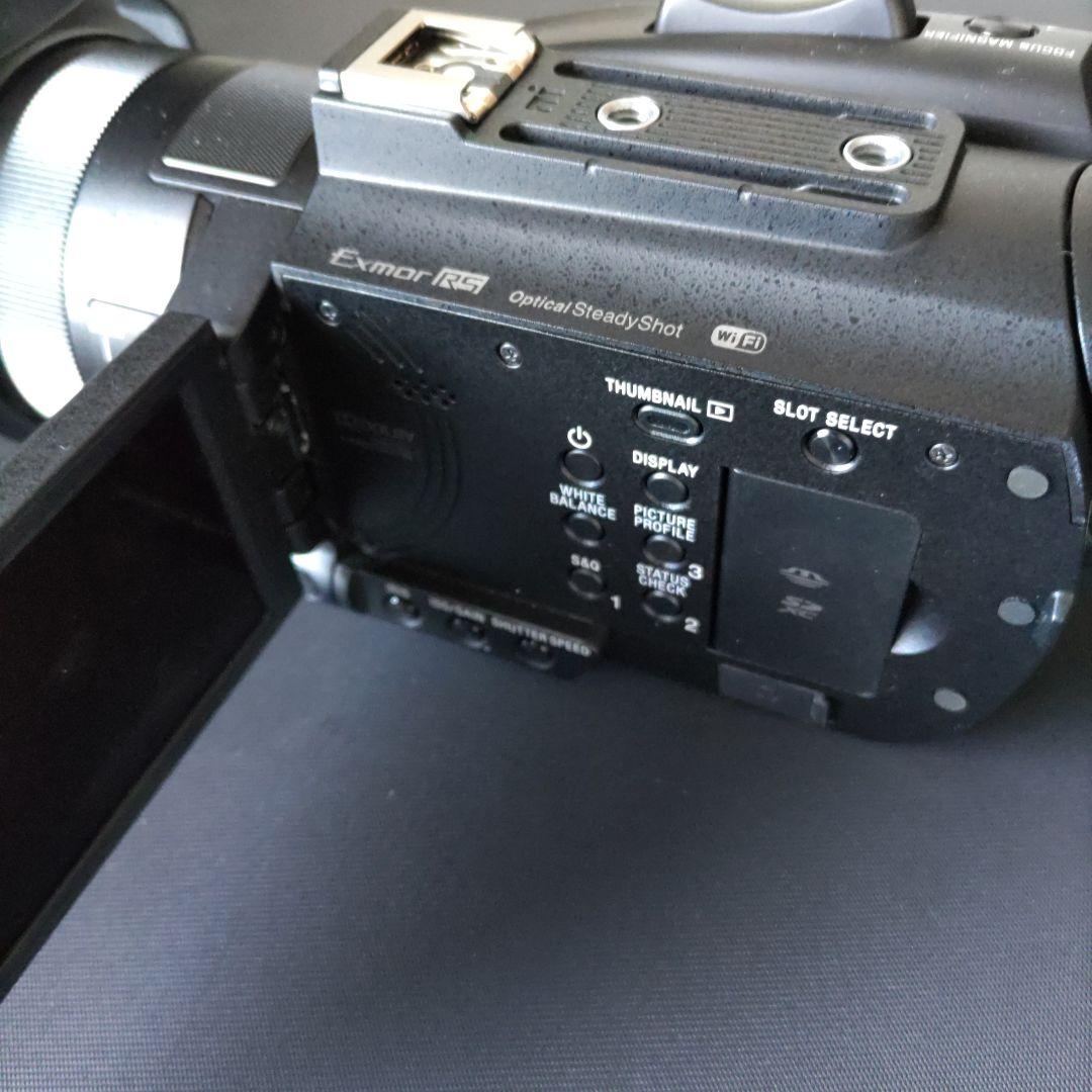 SONY HXR-NX80 本体、マイク、バッテリー