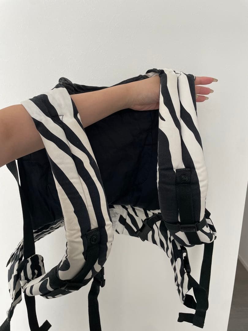 ergobaby ゼブラ柄 抱っこ紐