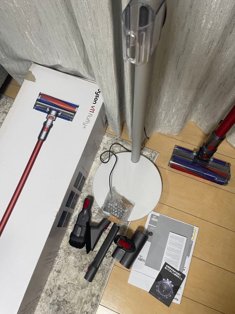 【美品】Dyson コードレスクリーナー V11 sv14 スタンド付け