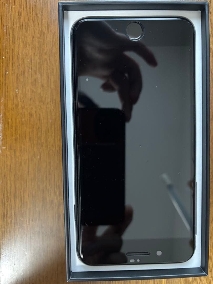 iPhone 7 Plus ジェットブラック 本体