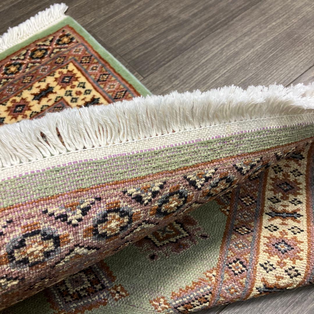 99x65cmパキスタン手織り絨毯ライトグリーンの色合い玄関マット