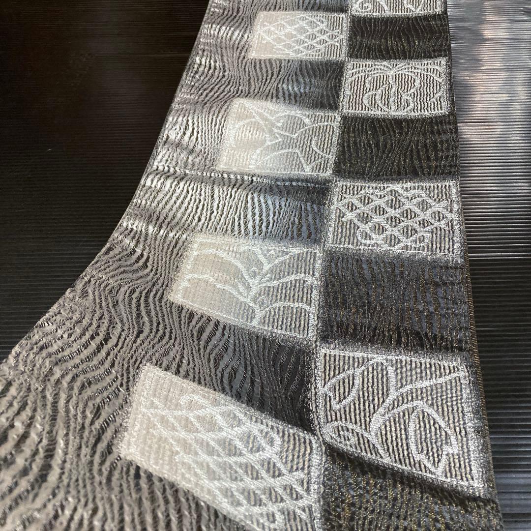 正絹　六通袋帯【抽象模様　格子】