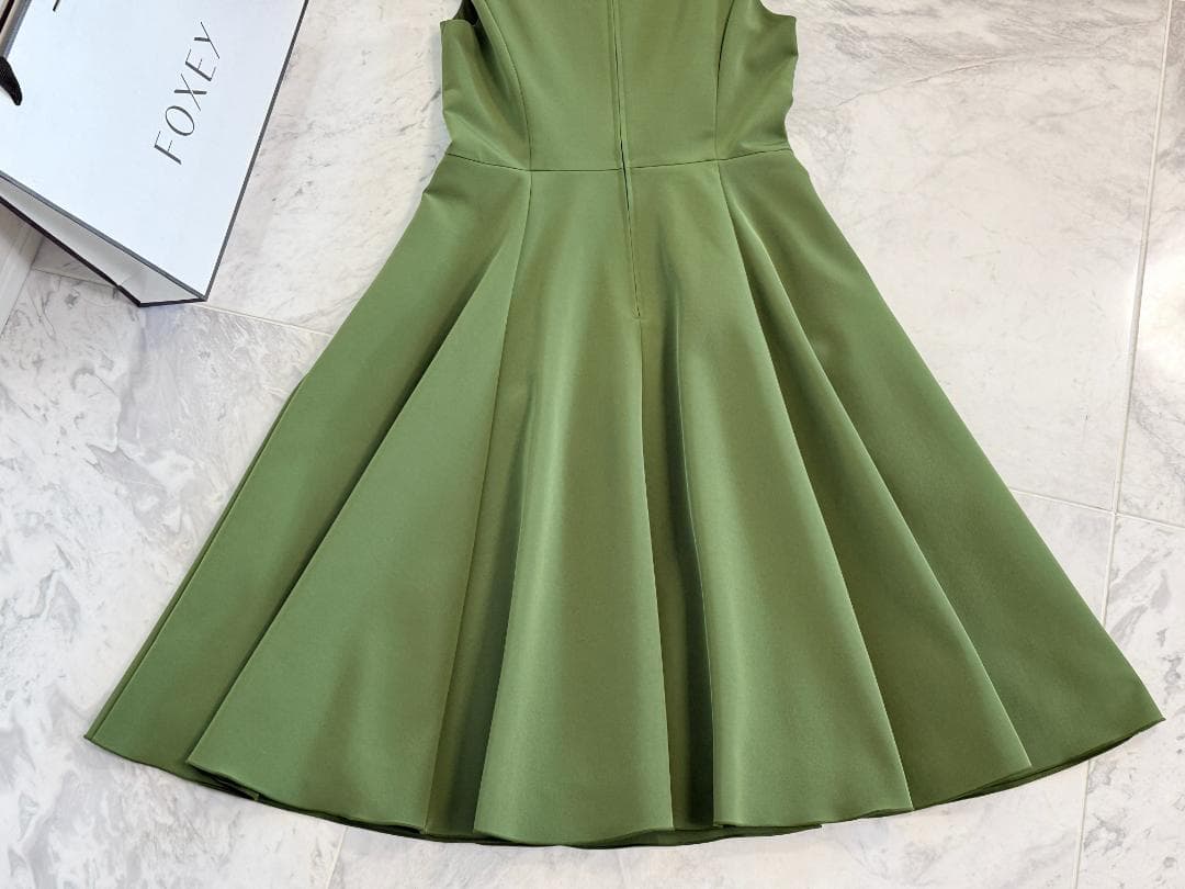 未使用級★ FOXEY/フォクシー セビリアドレス 40 SE掲載 '22年商品