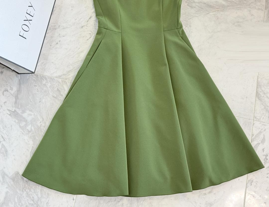 未使用級★ FOXEY/フォクシー セビリアドレス 40 SE掲載 '22年商品