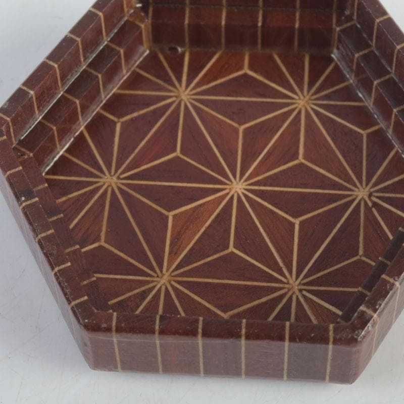 茶道具　鷹の巣　箱根寄木細工　六角香合　箱付　V　9703