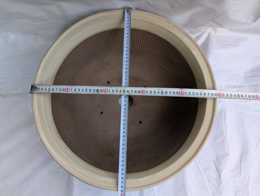 大型 盆栽鉢 丸鉢 外径49cm 高さ19cm 無刻印 白系 ヒビあり 現状品