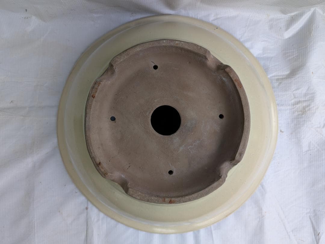 大型 盆栽鉢 丸鉢 外径49cm 高さ19cm 無刻印 白系 ヒビあり 現状品