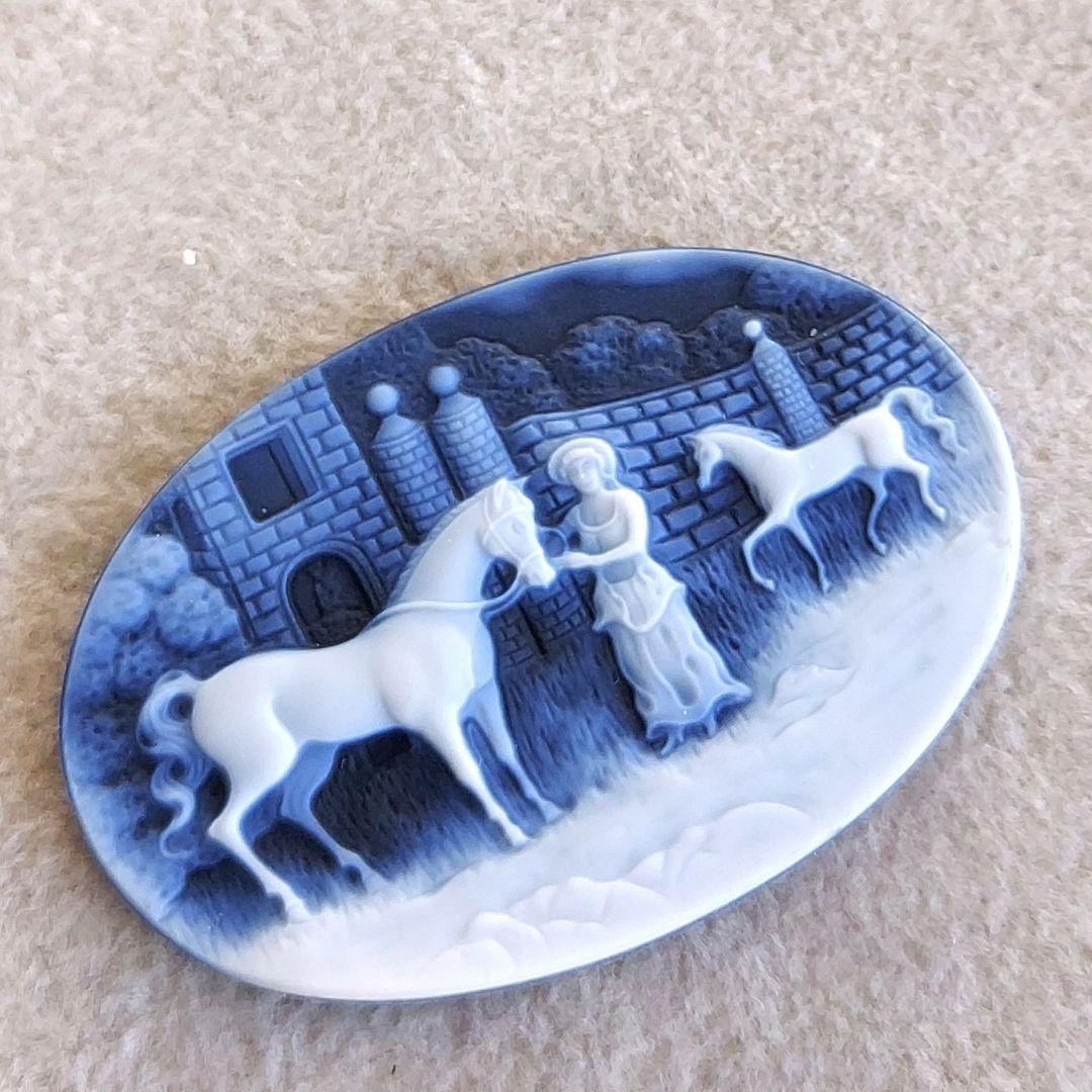 馬と女性　メノウ　カメオ　ルース