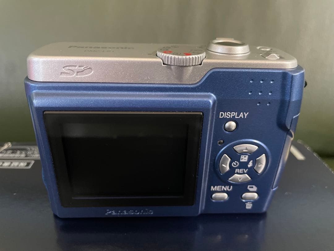 【美品】 LUMIX DMC-LS1-A ブルー デジタルカメラ パナソニック