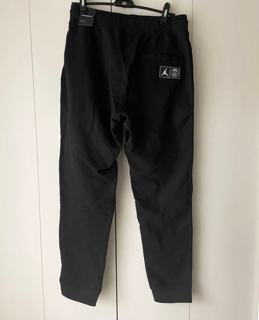 新品未使用★エアジョーダン パリサンジェルマン★スウェットパンツ　M メンズ