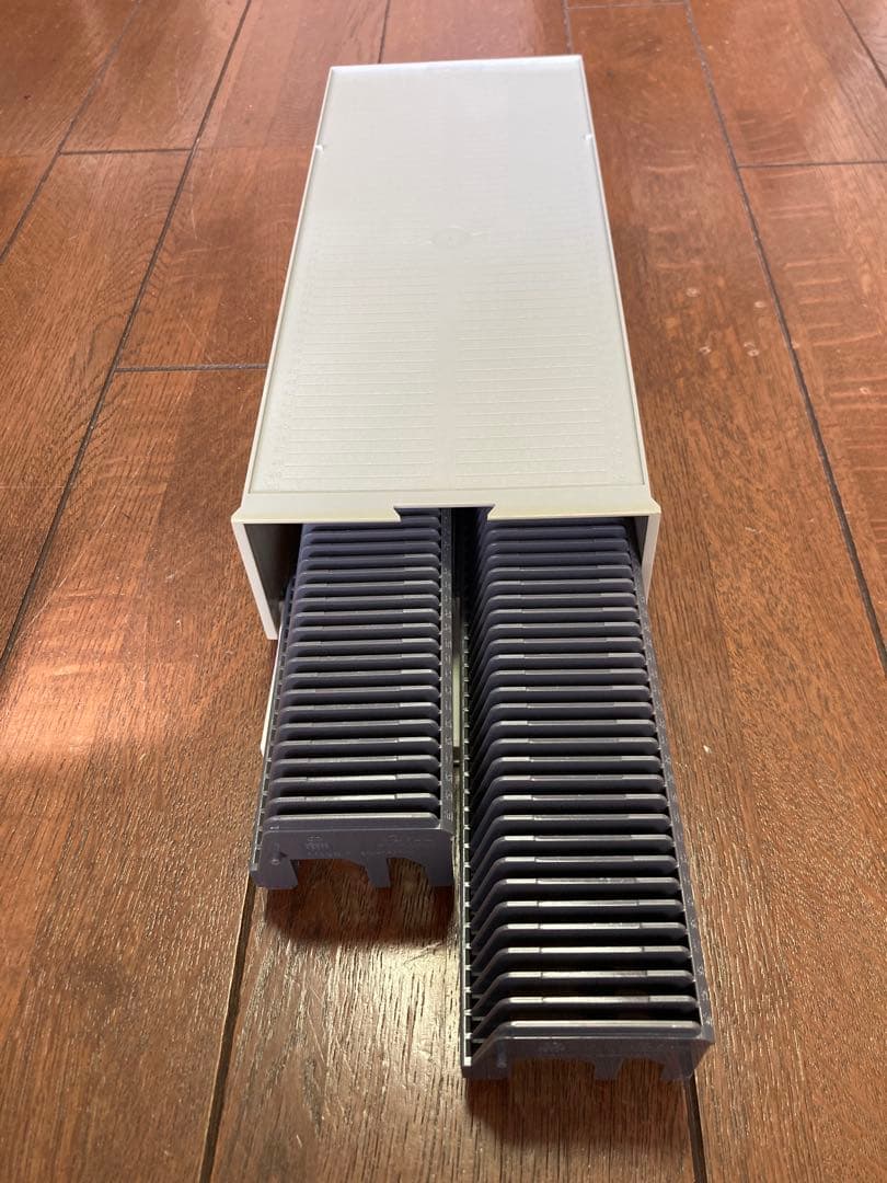 ☆ks☆ Leica PRADOVIT P 150 フィルムプロジェクター