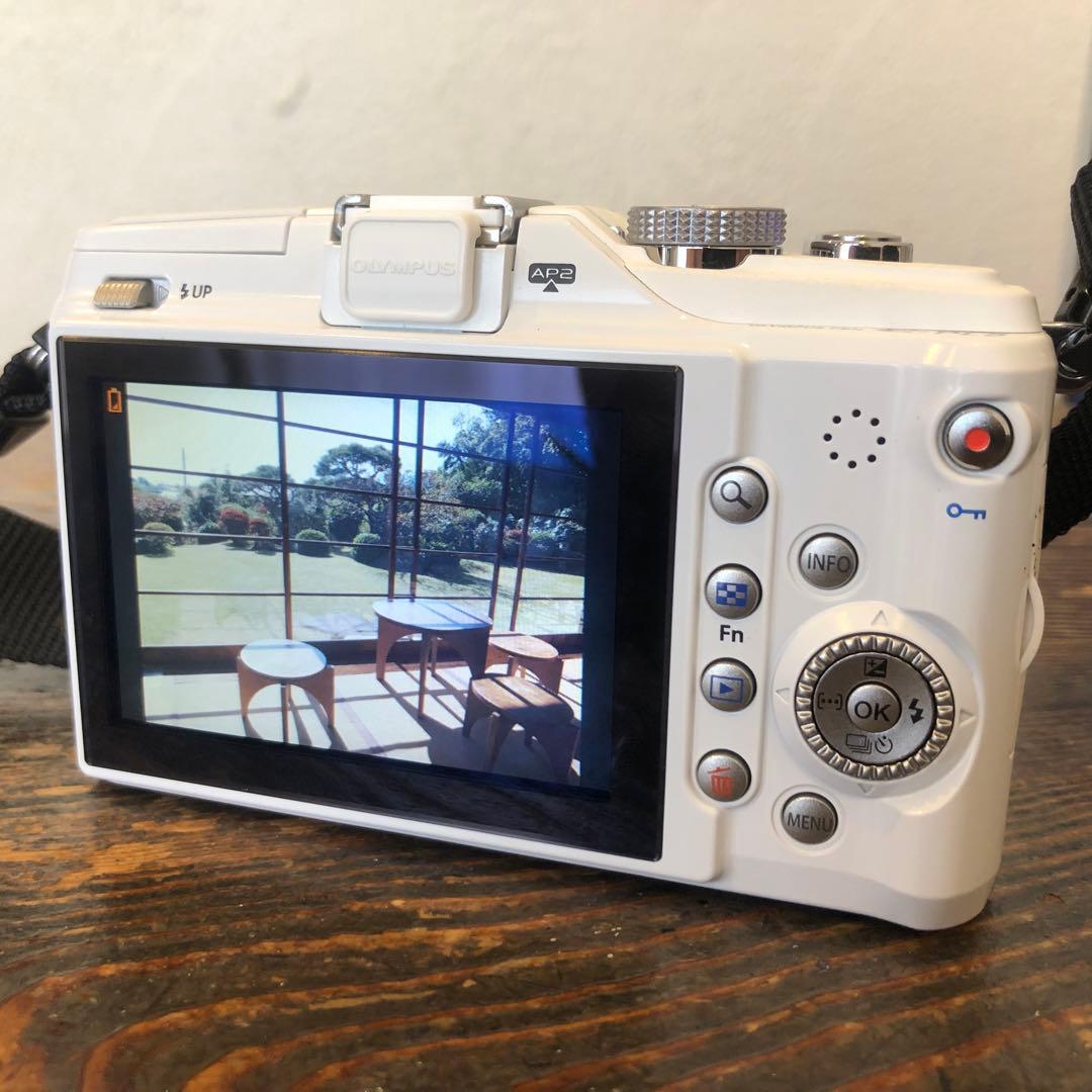 【美品】OLYMPUS E-PL2 ダブルズームキット