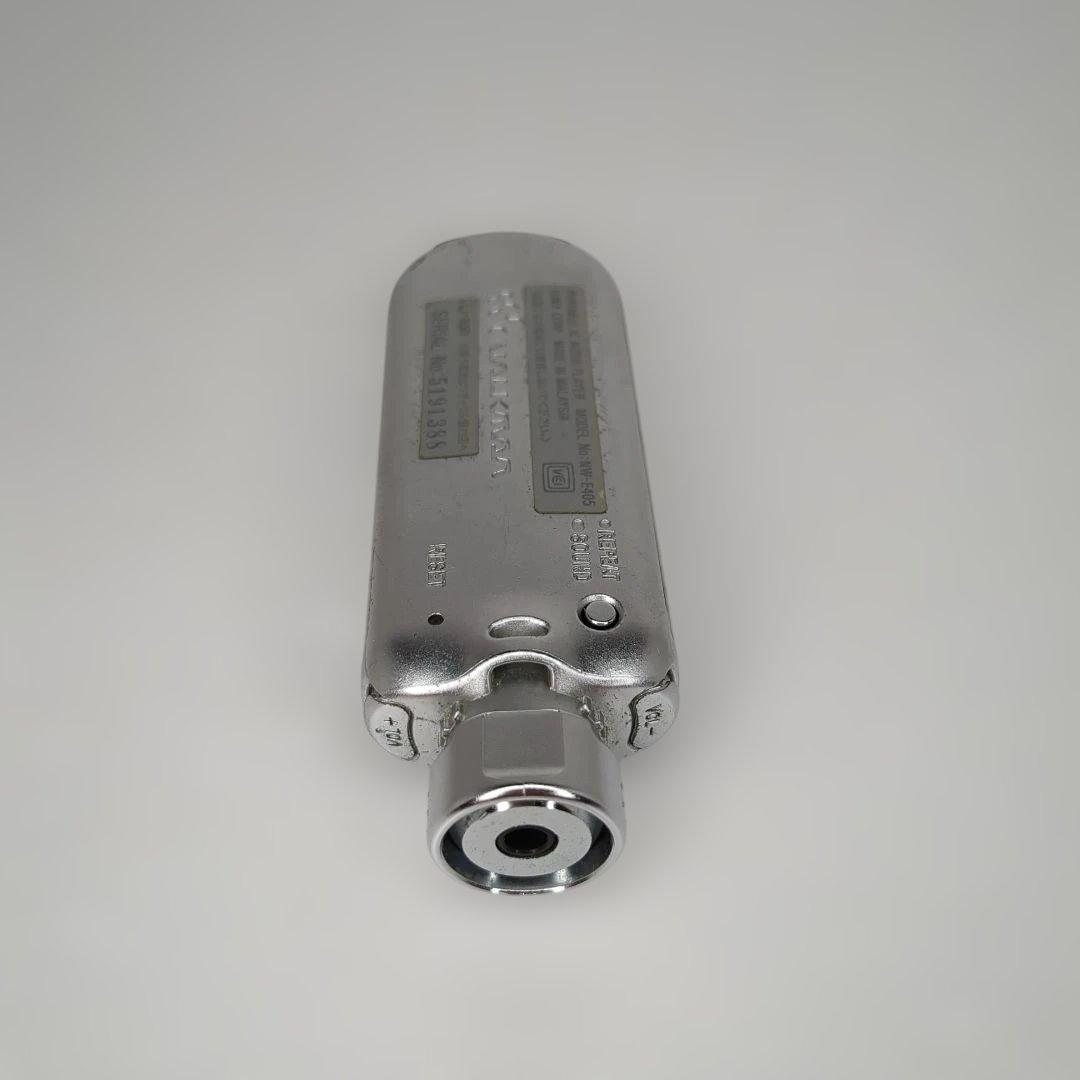 比較的美品 NW-E405 SONY 1GB ケーブル付 ウォークマン