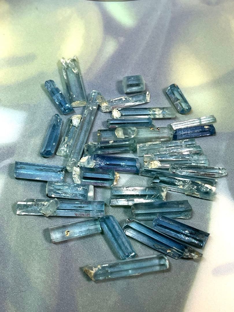 超クリア アクアマリン 原石 重さ：52.90ct 32点セットベトナム産