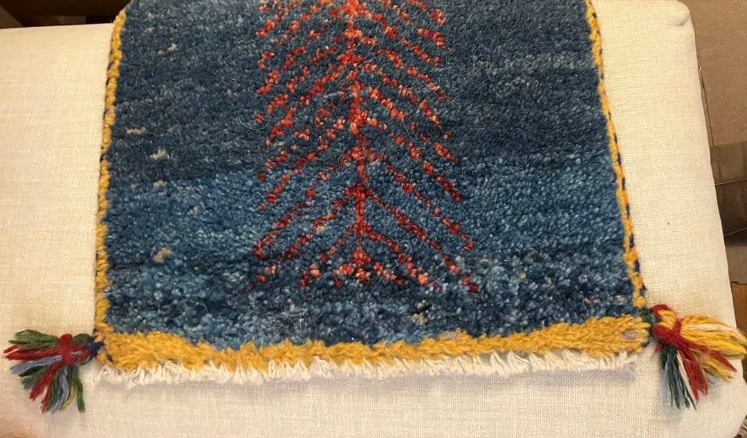 ギャッベ　シラーズ産 　手織り　ウール　ラグ　40×50cm 生命の樹