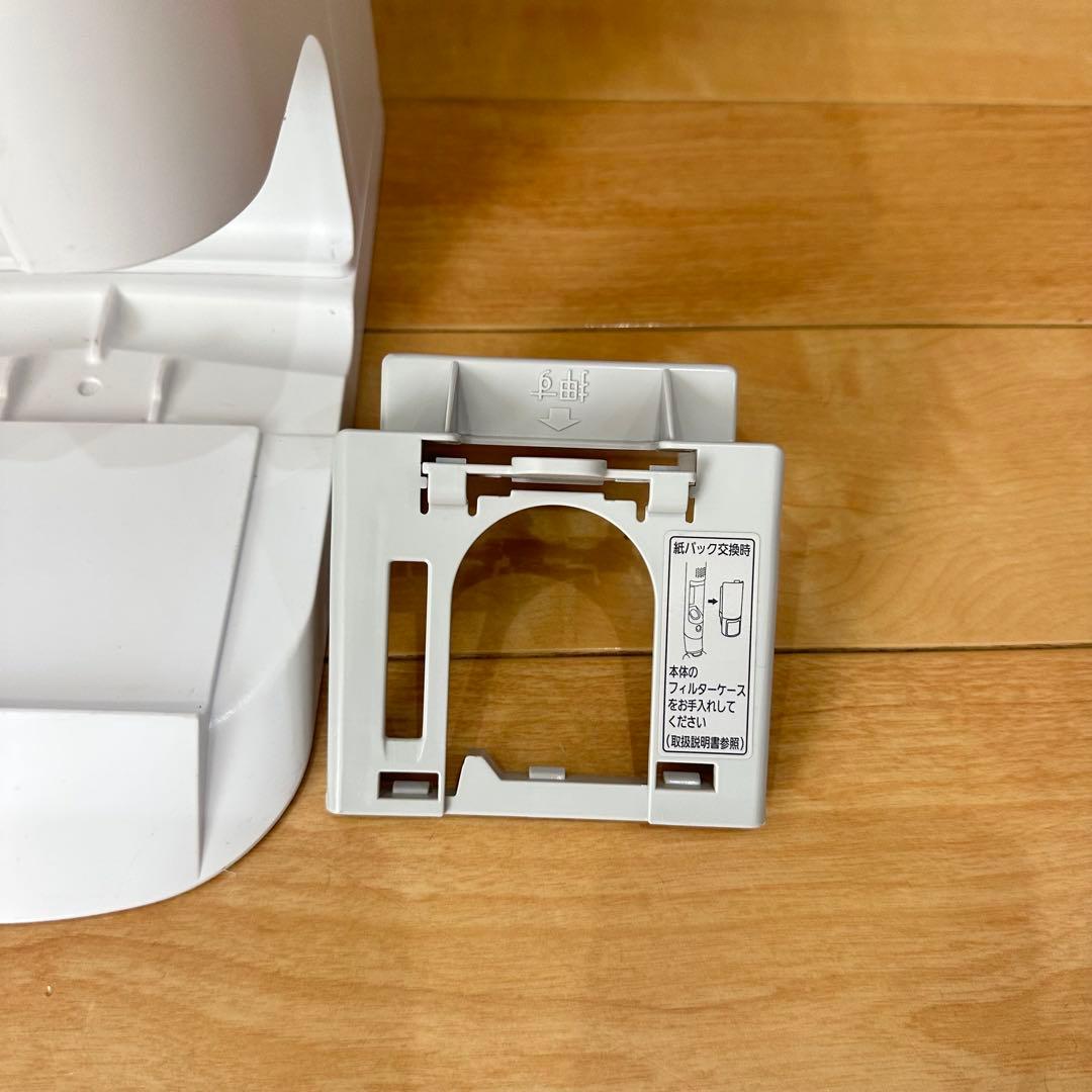 Panasonic MC-NS10K コードレス掃除機 2023年製