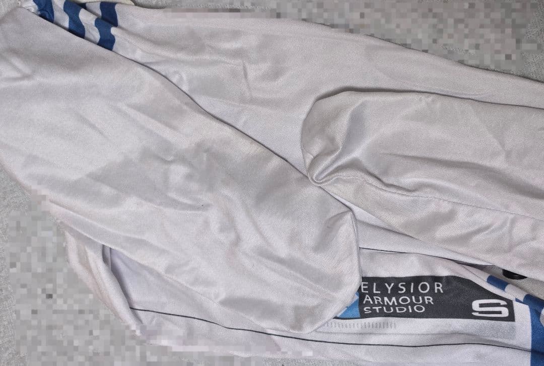 NIKKE ネオン コスプレ衣装+武器(難アリ)