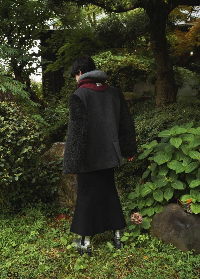 ommo 新品未使用　SLEEVE FUR BIG SHOULDER CT