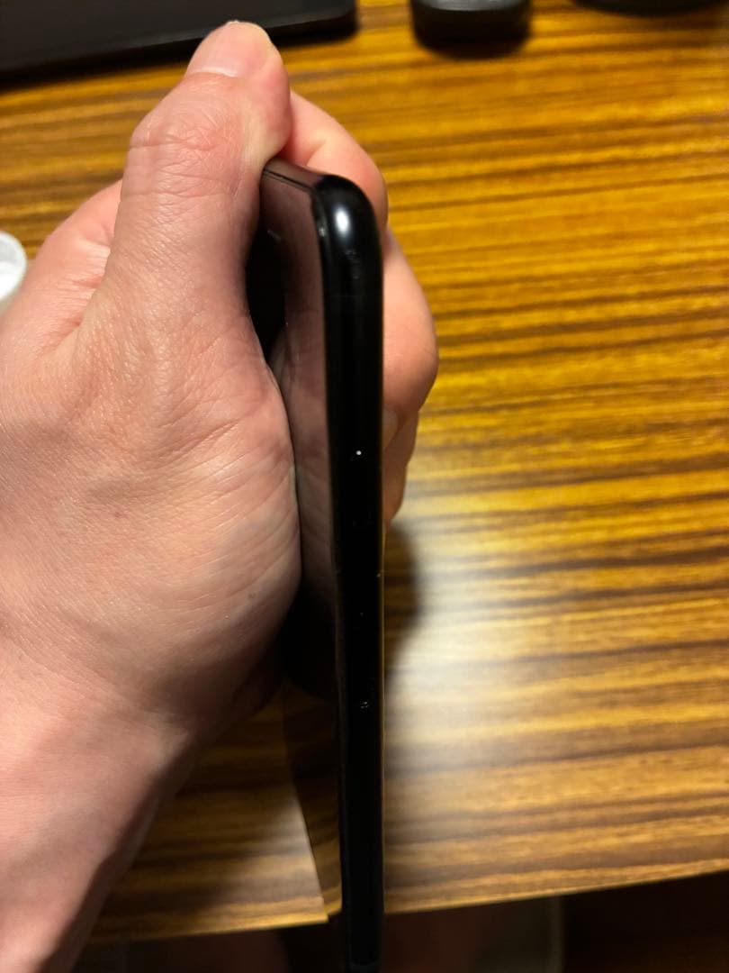 Apple iPhone SE3 第3世代 SE ブラック 本体