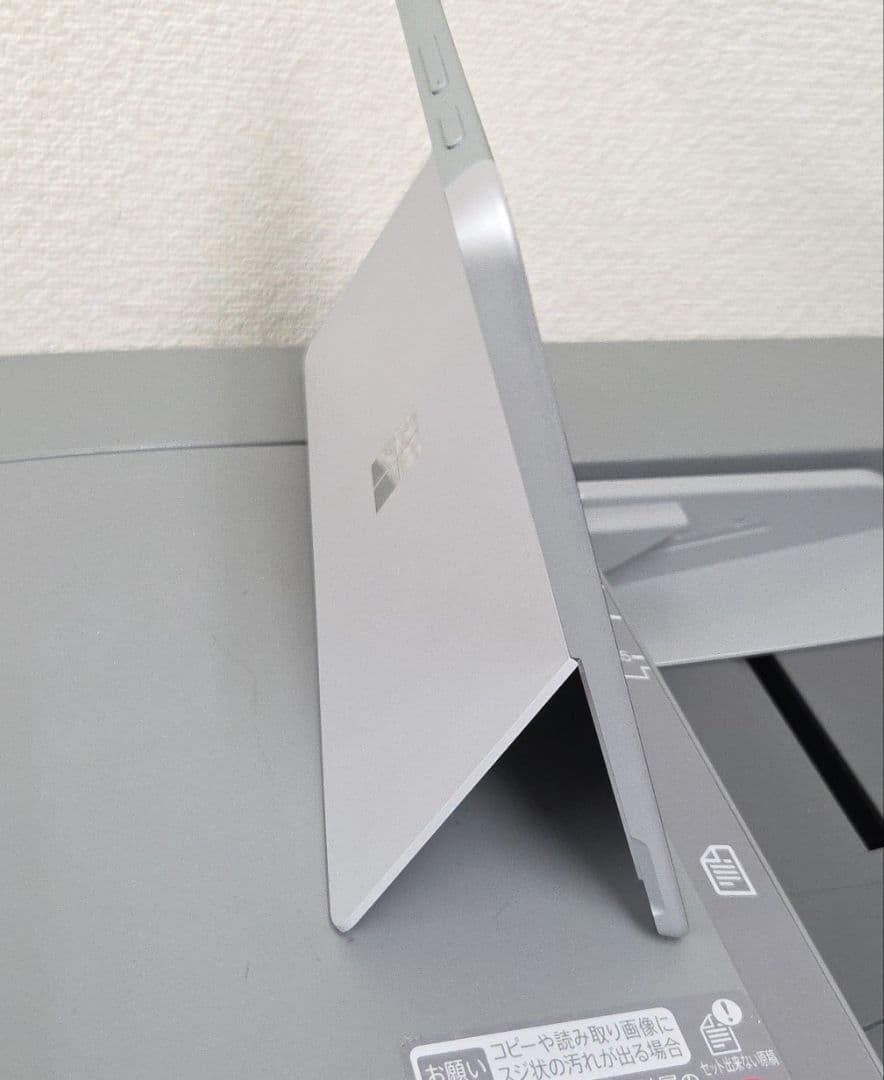 Surface Go2（4GB64GB）本体　windows 11対応モデル