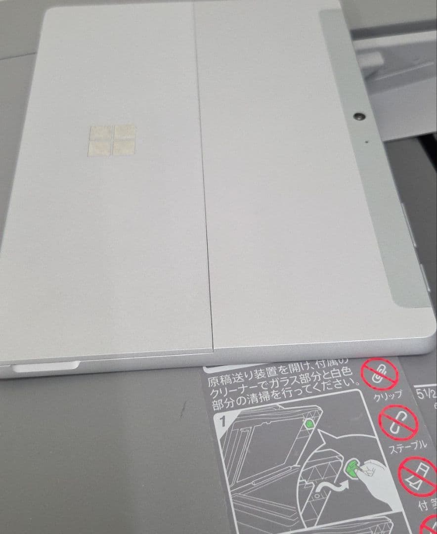 Surface Go2（4GB64GB）本体　windows 11対応モデル