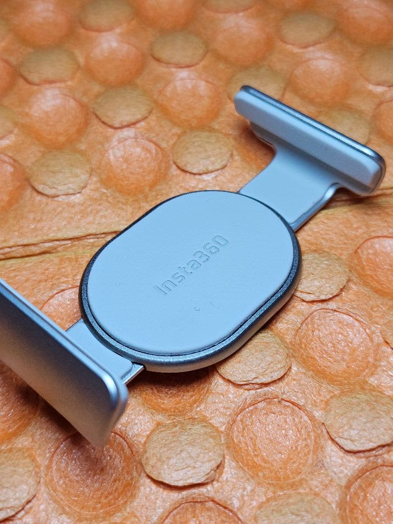 スマホアクセサリー insta 360 flow