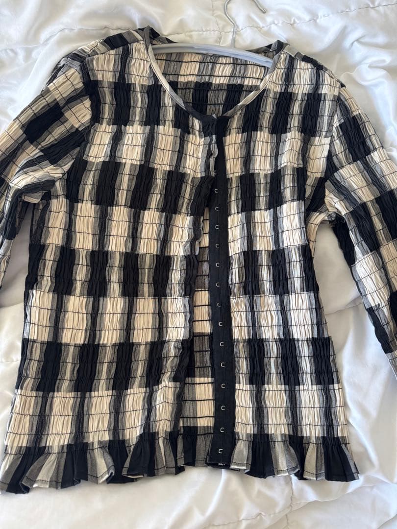 p*i様 CLANE SHIRRING DESIGN BLOUSE