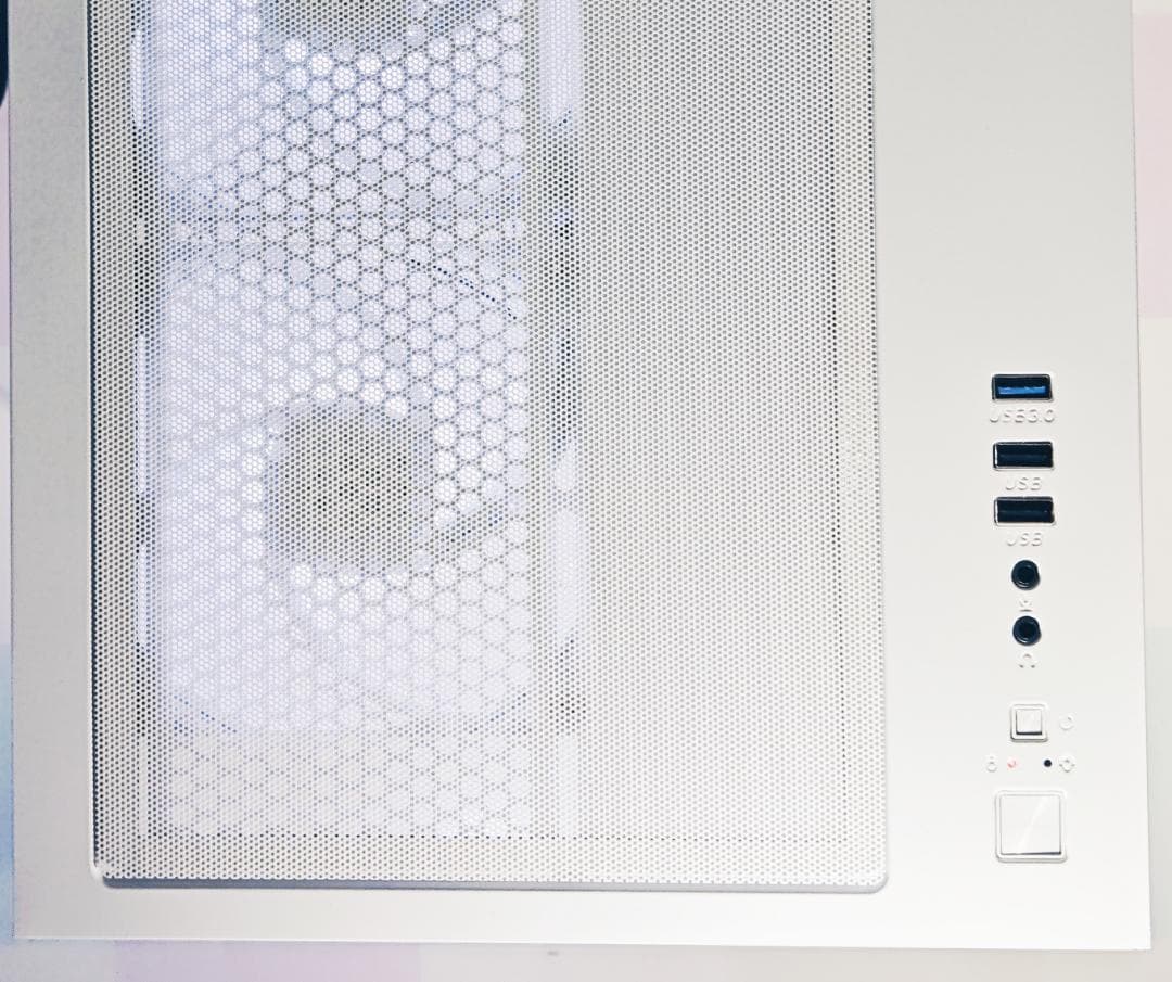 【新品】高性能ゲーミングPC RTX4070SUPER Ryzen7 7700