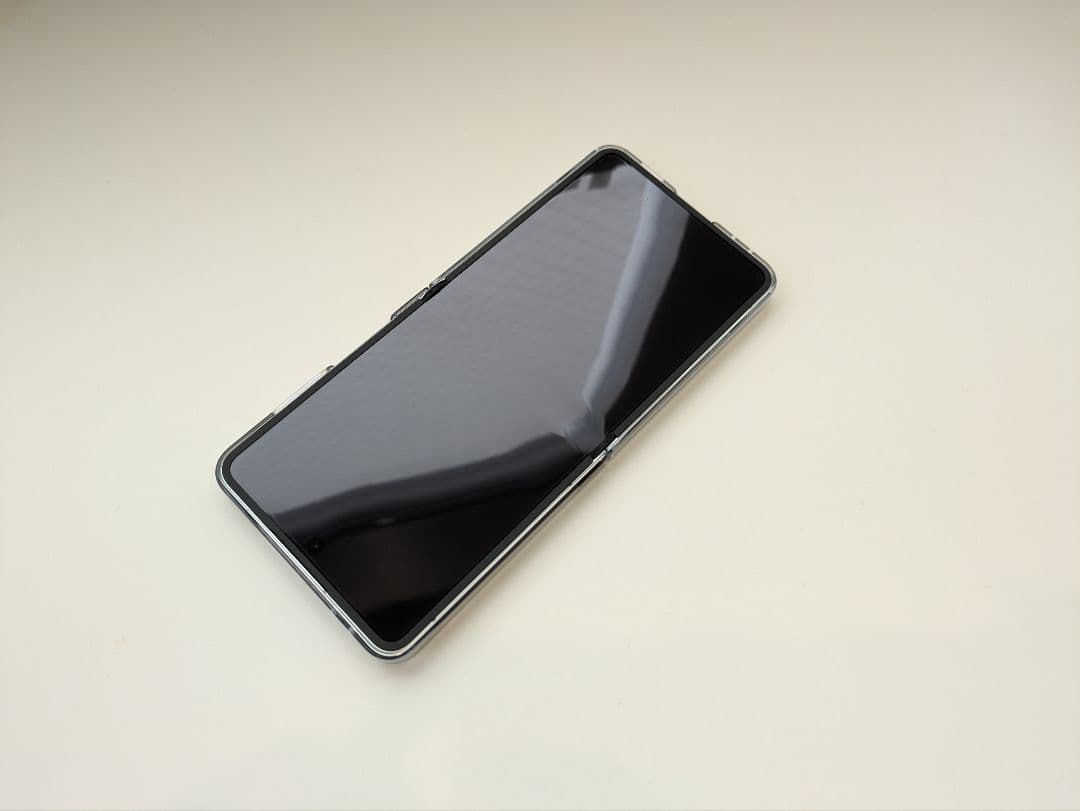 Samsung Galaxy Z Flip7 ミント 512GB 本体 +ケース