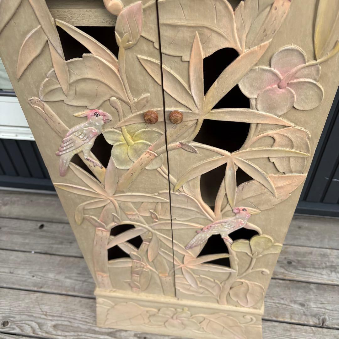 ヴィンテージ 彫刻キャビネット 木製収納棚 鳥 花 草木モチーフ アジアン調